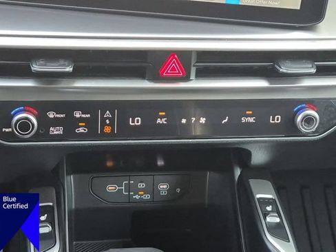 Used 2025 Kia Sorento EX AWD/4WD image 26