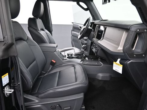 New 2026 Ford Bronco Outer Banks AWD/4WD image 16