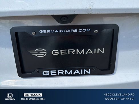Used 2018 Jeep Grand Cherokee Laredo AWD/4WD image 3