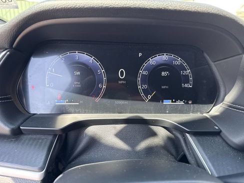 Used 2024 Jeep Grand Cherokee Altitude AWD/4WD image 15