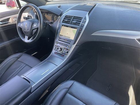 Used 2017 Lincoln MKZ Select w/ Select Plus Package image 12