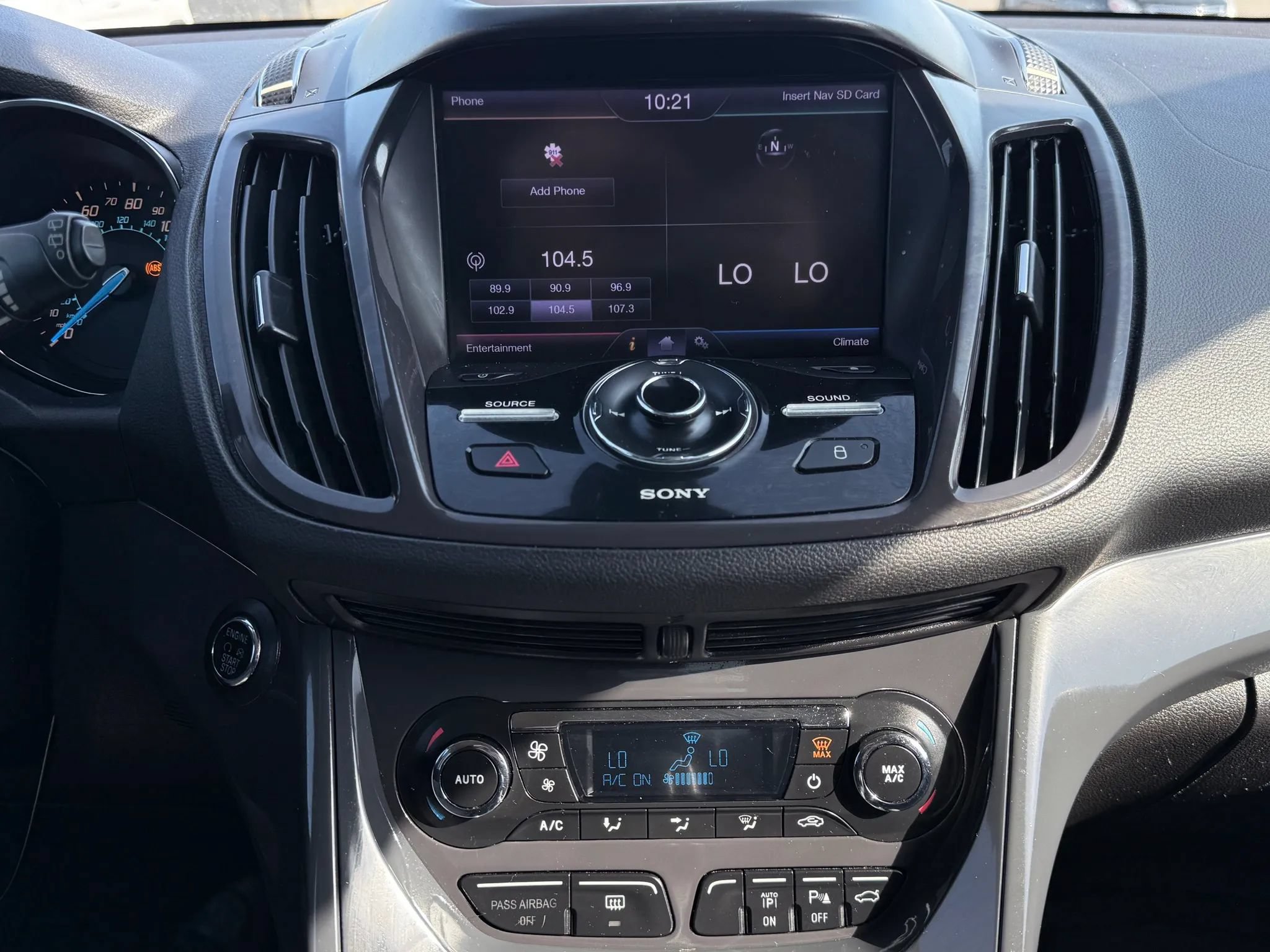 Used 2013 Ford Escape Titanium w/ Parking Technology Pkg FWD image 26
