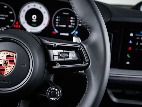 New 2026 Porsche Cayenne E-Hybrid AWD/4WD image 16