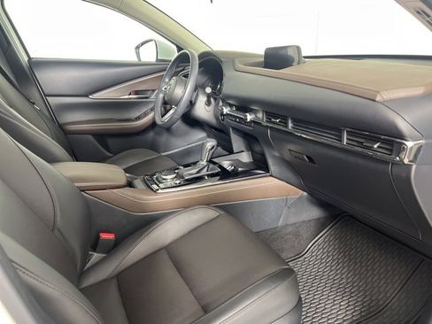 Used 2023 MAZDA CX-30 AWD 2.5 S w/ Premium Package image 12