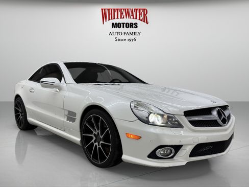 Used 2011 Mercedes-Benz SL 550 image 9