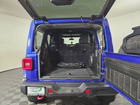 Used 2020 Jeep Wrangler Unlimited Rubicon w/ Uconnect 4C Nav & Sound Group image 17