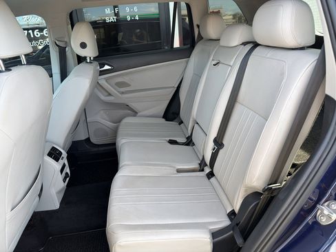 Used 2022 Volkswagen Tiguan SE AWD/4WD image 14