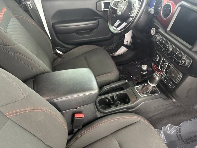 Used 2022 Jeep Wrangler Unlimited Rubicon w/ LED Lighting Group AWD/4WD image 23