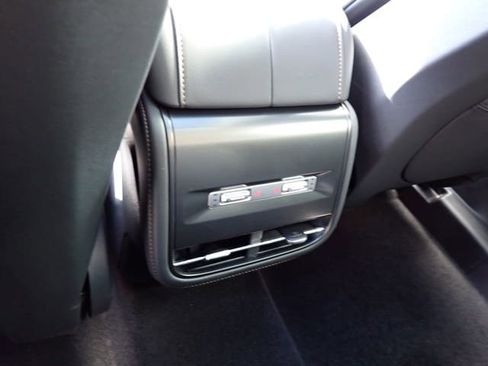 New 2026 Lincoln Nautilus Reserve w/ Jet Appearance Package image 17