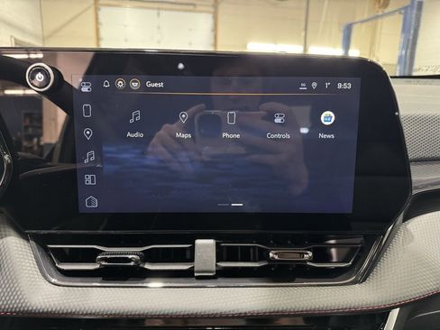 New 2026 Chevrolet Equinox RS w/ Convenience Package III image 33