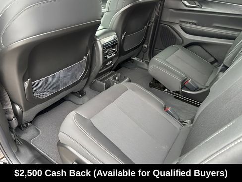 New 2025 Jeep Grand Cherokee L Laredo w/ Luxury Tech Group I RWD image 23