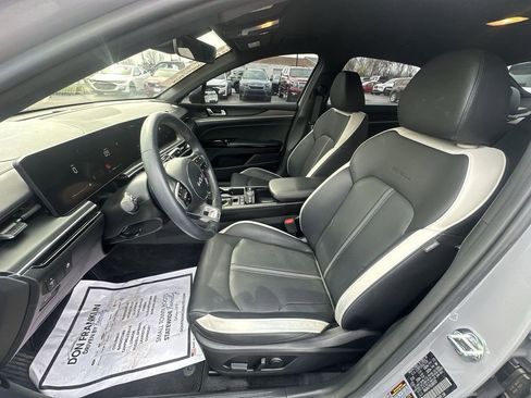 Used 2025 Kia K5 GT-Line image 11