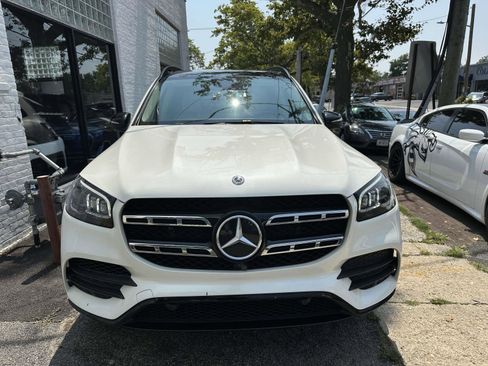 Used 2021 Mercedes-Benz GLS 580 4MATIC w/ Exclusive Trim Package image 7