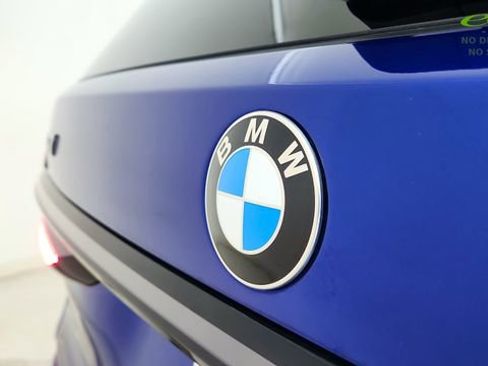 Used 2025 BMW X7 M60i image 17