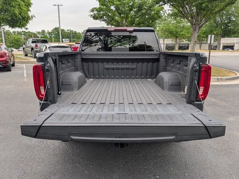 Used 2021 GMC Sierra 1500 Denali w/ Driver Alert Package II AWD/4WD image 11