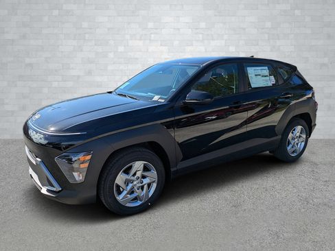 New 2026 Hyundai Kona SE image 9