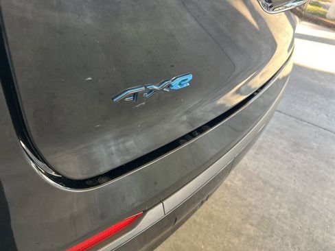 Used 2024 Jeep Wagoneer Launch Edition image 22