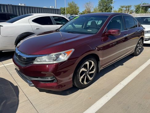 Used 2017 Honda Accord EX-L image 2