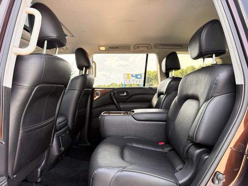 Used 2019 INFINITI QX80 Luxe w/ Proassist Package AWD/4WD image 19