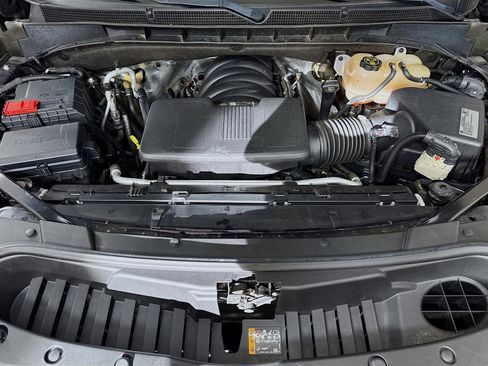 Used 2021 Cadillac Escalade Premium Luxury image 31