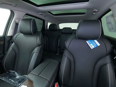 New 2026 Genesis GV80 2.5T Prestige AWD/4WD image 14