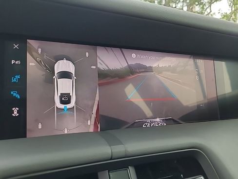 Used 2021 Porsche Taycan 4S image 23