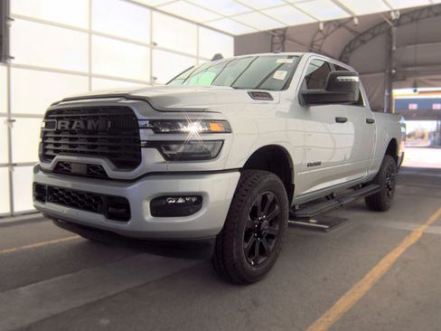 Used 2026 RAM 2500 Big Horn AWD/4WD image 2