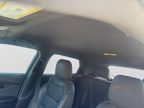 Certified 2022 Chevrolet TrailBlazer RS w/ Technology Package FWD image 12