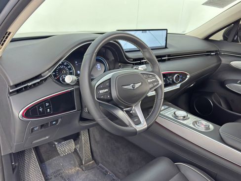 Used 2024 Genesis Electrified GV70 Advanced image 13