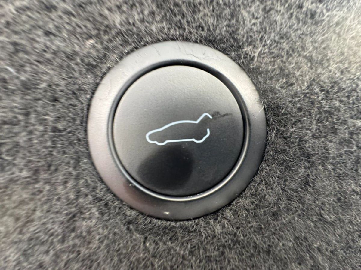 Used 2023 Tesla Model X AWD/4WD image 56