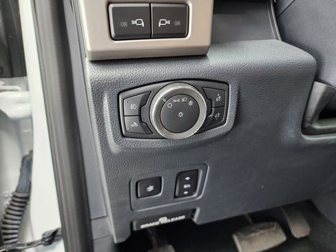 Used 2022 Ford F350 Lariat w/ Lariat Ultimate Package image 43