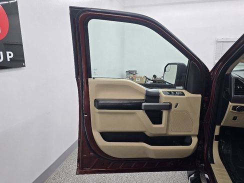 Used 2016 Ford F150 XLT w/ Equipment Group 302A Luxury RWD image 24