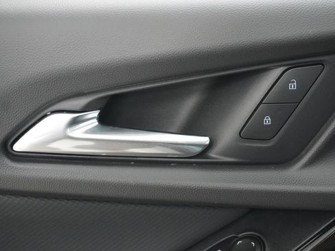 New 2026 Chevrolet Equinox LT w/ Safety and Technology Package image 14