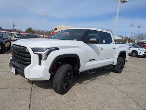 New 2025 Toyota Tundra SR5 image 3