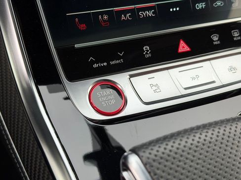 Certified 2025 Audi SQ7 Prestige w/ Prestige Package image 33