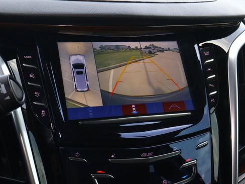 Used 2020 Cadillac Escalade ESV Premium Luxury RWD image 34