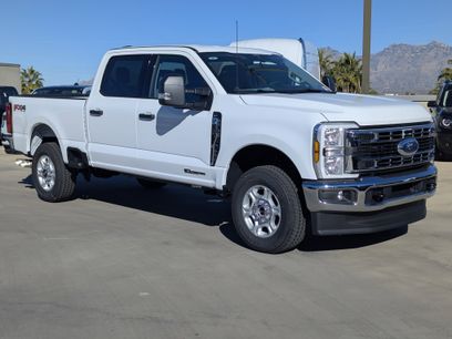 New 2026 Ford F250 XLT w/ FX4 Off-Road Package