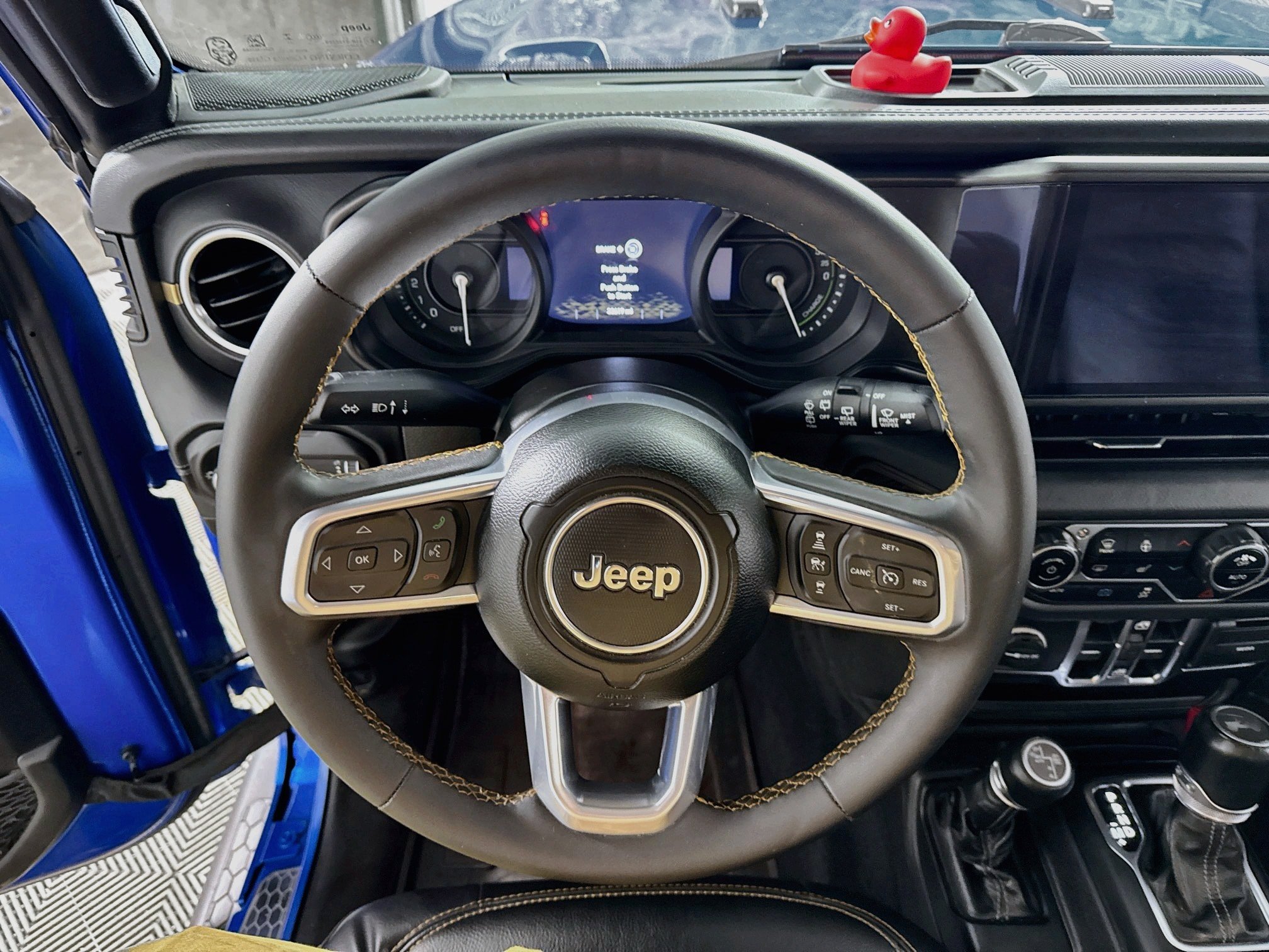 Used 2024 Jeep Wrangler Unlimited Sahara w/ Technology Group AWD/4WD image 15