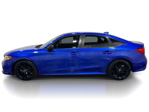 Used 2024 Honda Civic Sport image 2