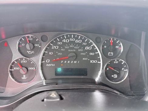Used 2011 Chevrolet Express 2500 RWD image 14