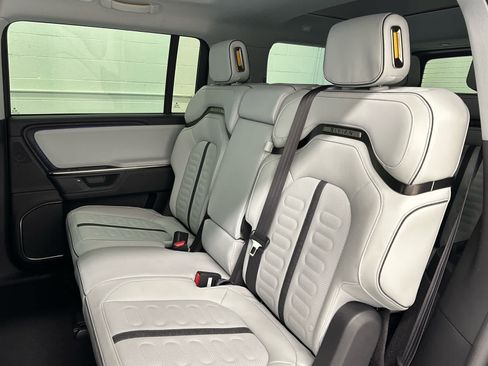 Used 2025 Rivian R1S Adventure AWD/4WD image 16