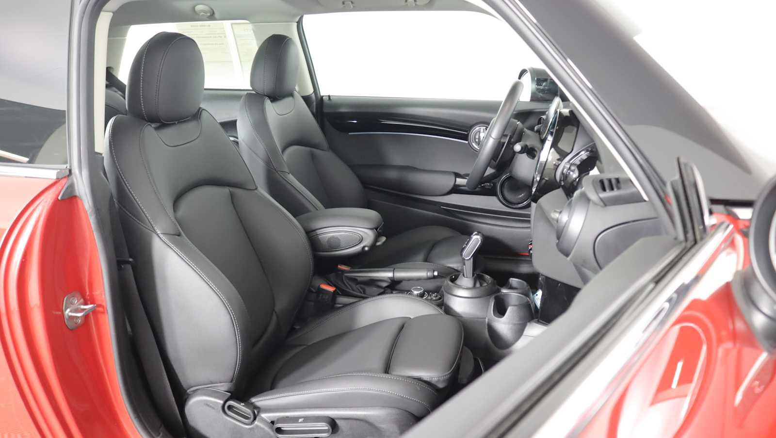 Used 2024 MINI Cooper S FWD image 10