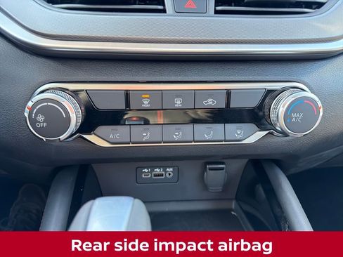 New 2025 Nissan Altima 2.5 SR image 22