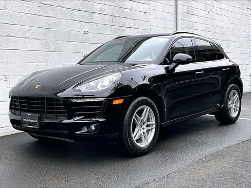 Used 2017 Porsche Macan AWD/4WD image 1
