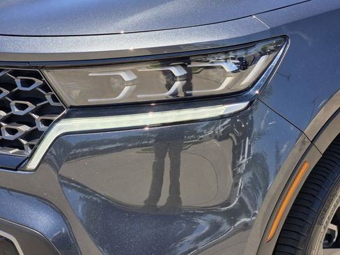 Certified 2022 Kia Sorento SX Prestige AWD/4WD image 15