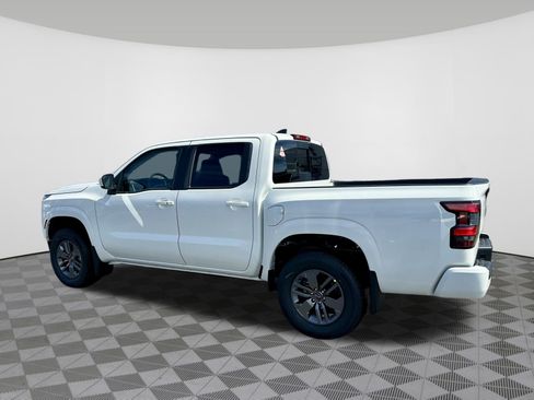 New 2026 Nissan Frontier SV w/ SV Convenience Package AWD/4WD image 9