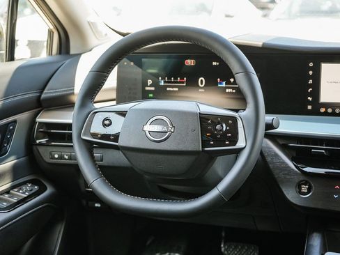 New 2026 Nissan Murano Platinum w/ Cargo Package AWD/4WD image 17