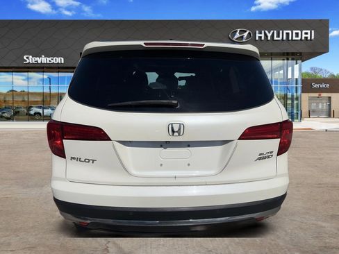 Used 2018 Honda Pilot Elite image 5