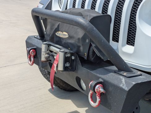 Used 2022 Jeep Wrangler Sport AWD/4WD image 10
