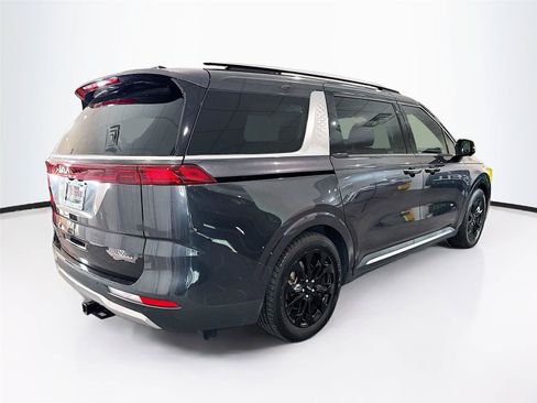 Used 2024 Kia Carnival SX Prestige FWD image 45